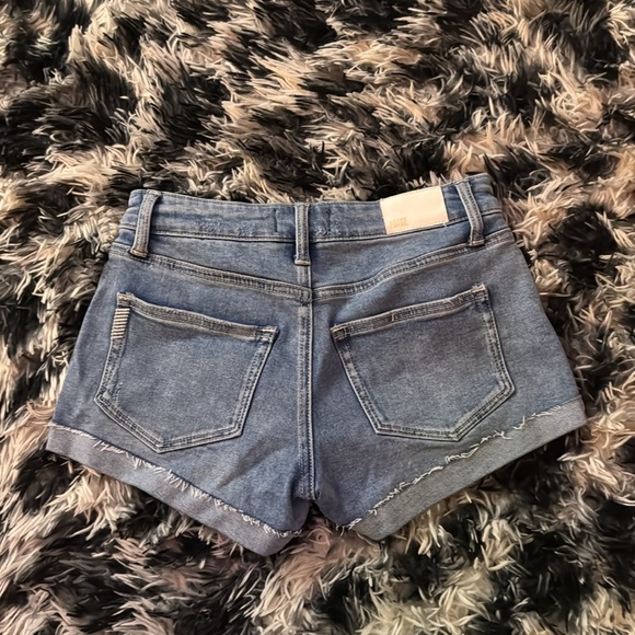 Paige jean short - Picture 2 of 3